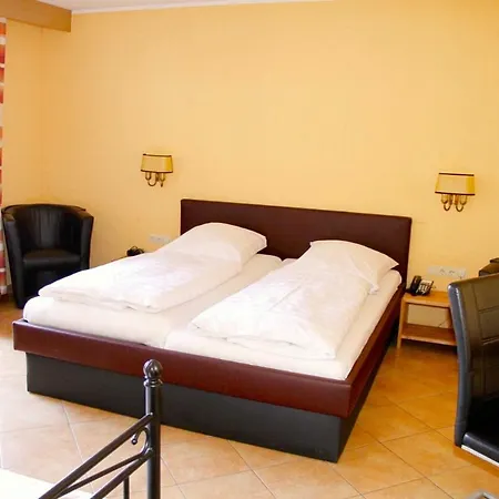 Hiemer 3*